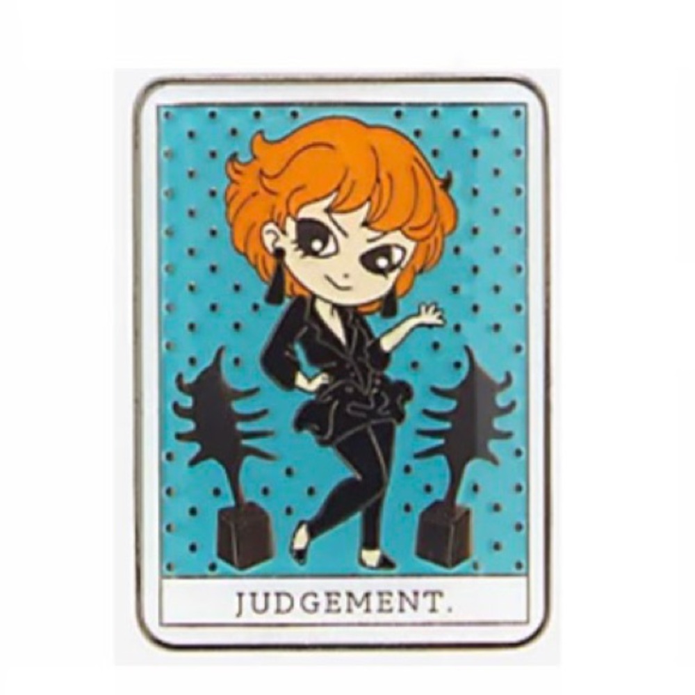 🆕 Loungefly Beetlejuice Tarot Enamel Pin